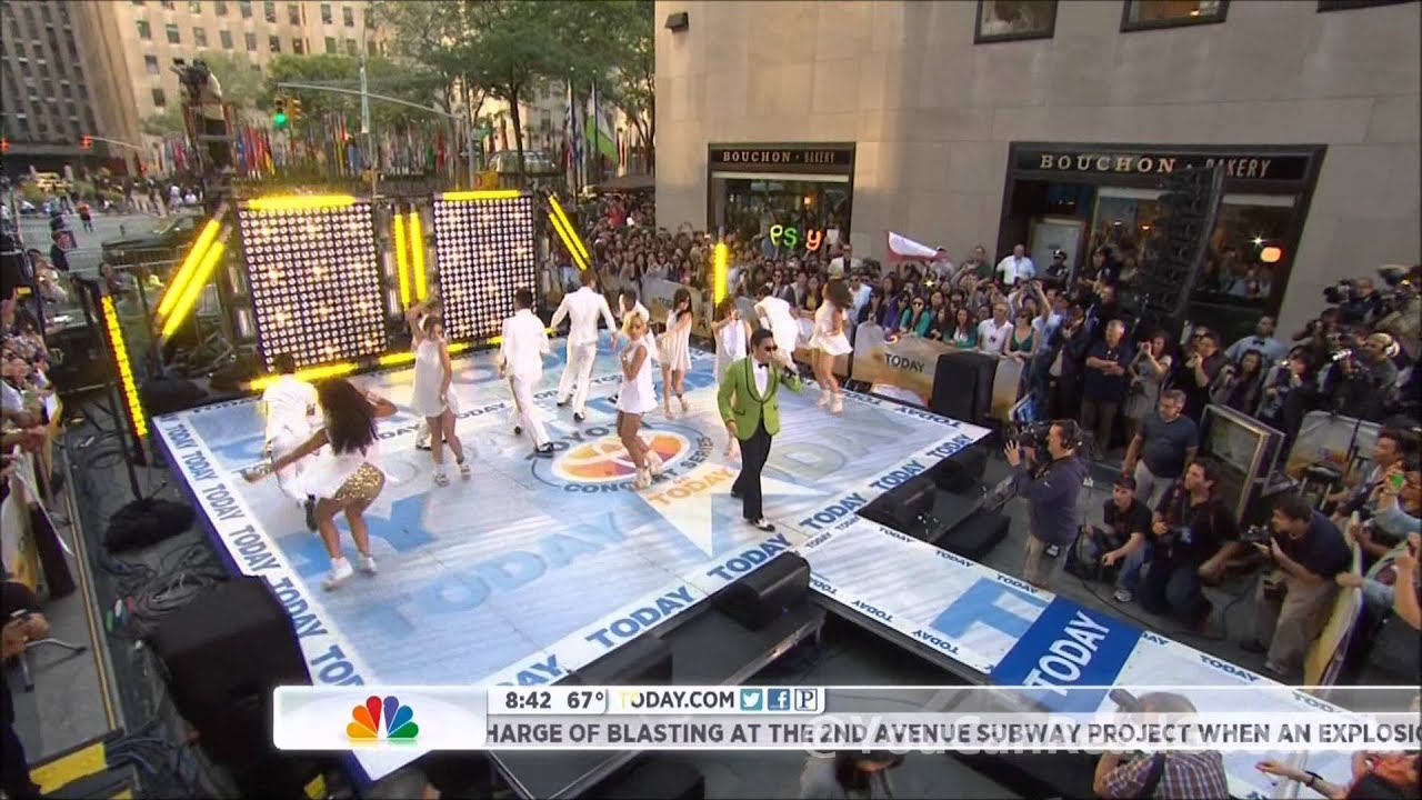 120914 - Psy (싸이) - Gangnam Style (강남스타일) [Both Performances] @ Today Show [HD]
