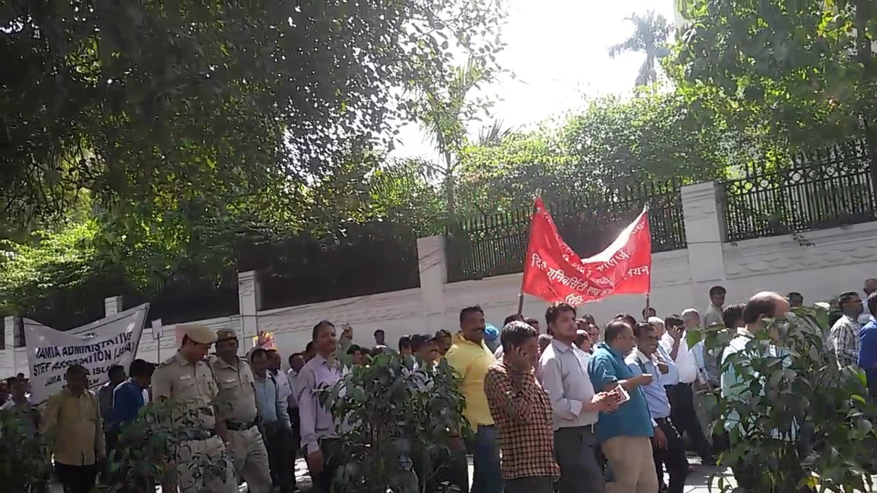 Delhi university  Seventh Pay Commission and UGC Pay jantar mantar dhrna pardashan