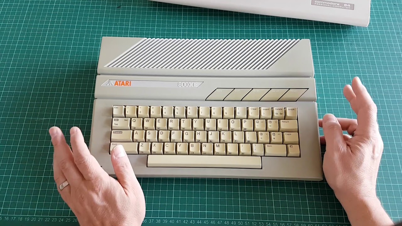 Atari 800/65 XE - Teil 1: Die Hardware und das Drumherum