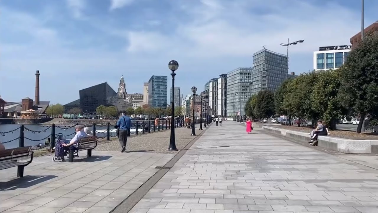 Albert Docks, Liverpool One & M&S Bank Arena - Liverpool City Vlog