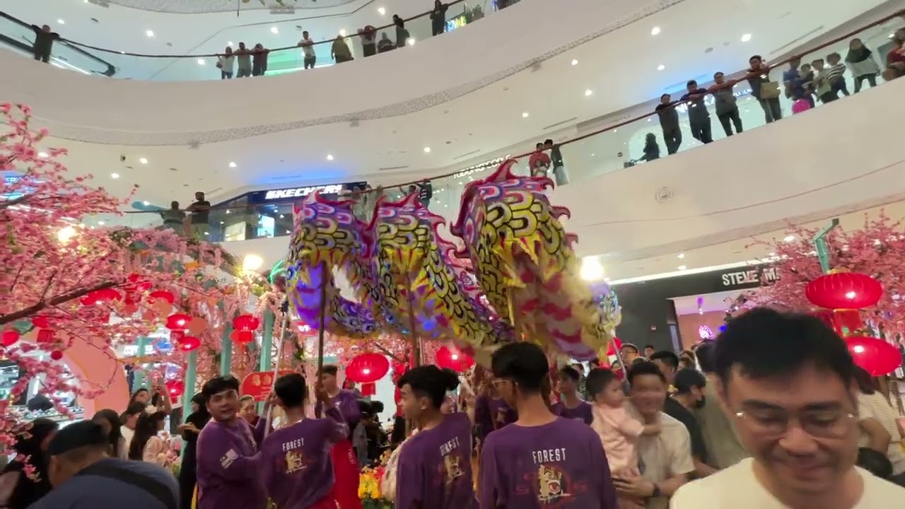 Part 2 LED Dragon Dance @ KL East Mall 21 Feb 2026