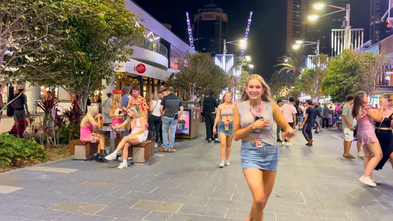 🇦🇺 Surfers Paradise, Gold Coast - Australia: ASMR Walking Tour In 4k Hd60fps 🇦🇺