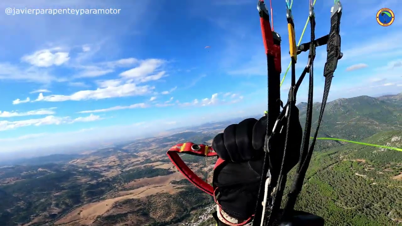 Volando entre buitres en El Bosque.