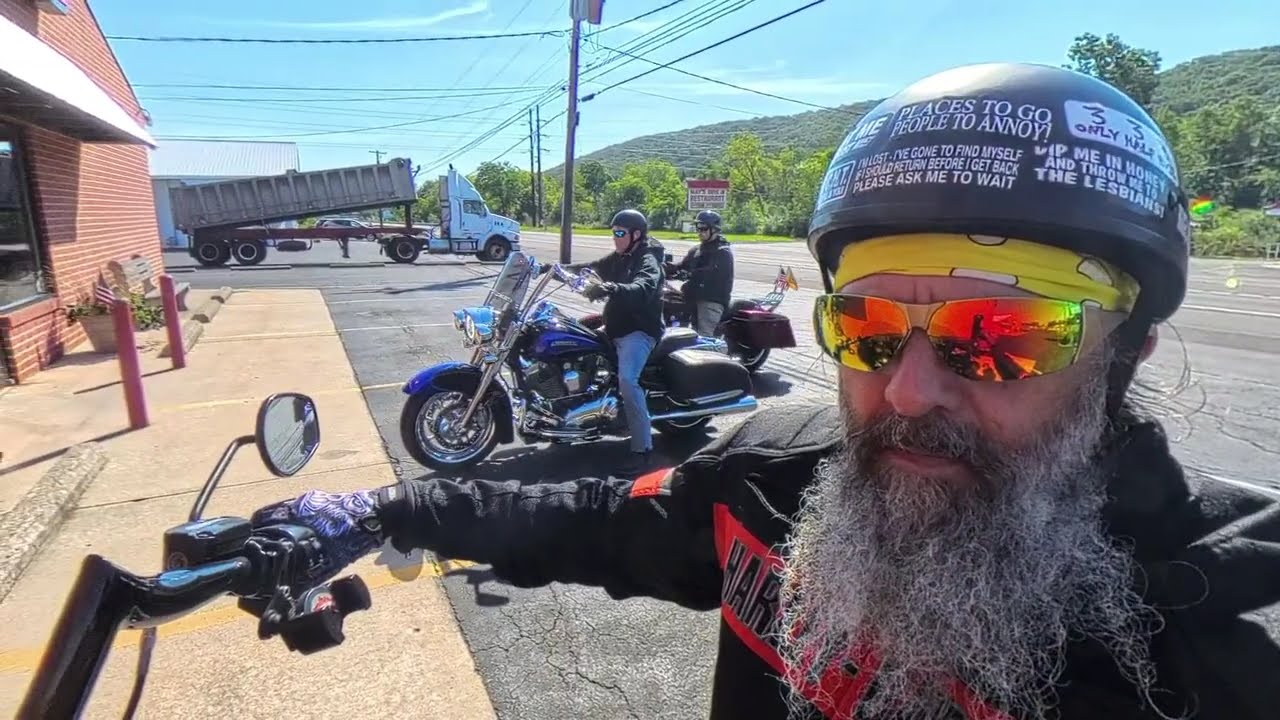 MD/PA ride to Bills Bike Barn, lunch, and Harley stops