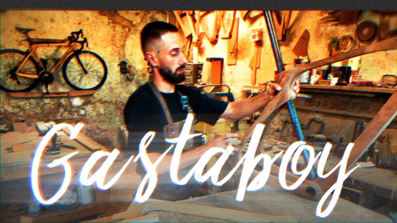 Trace to Gastaboy. Visite chez le génial artisan, fabricant de cadres vélo en bois.