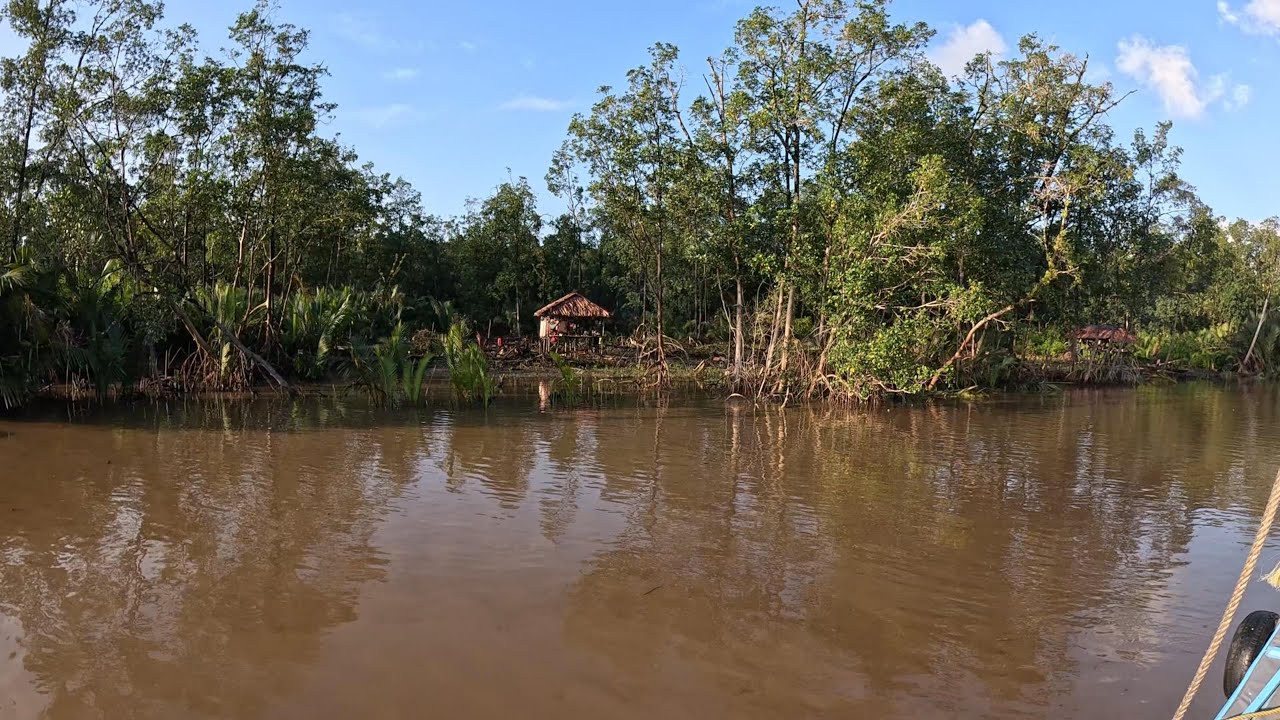 VISITING IMBOTERO (GUYANA-VENEZUELA BORDER)