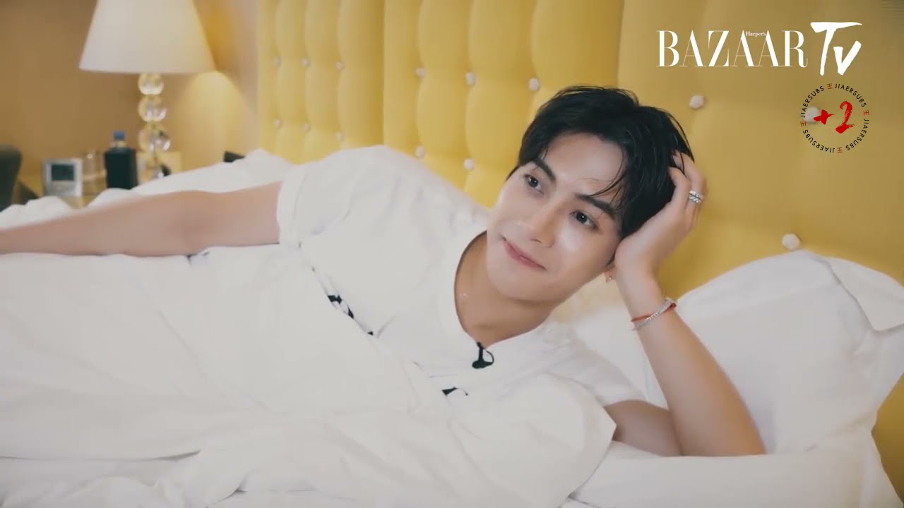 [Eng Sub] 180411 Jackson Wang Harper's Bazaar HK: Language Ability Challenge