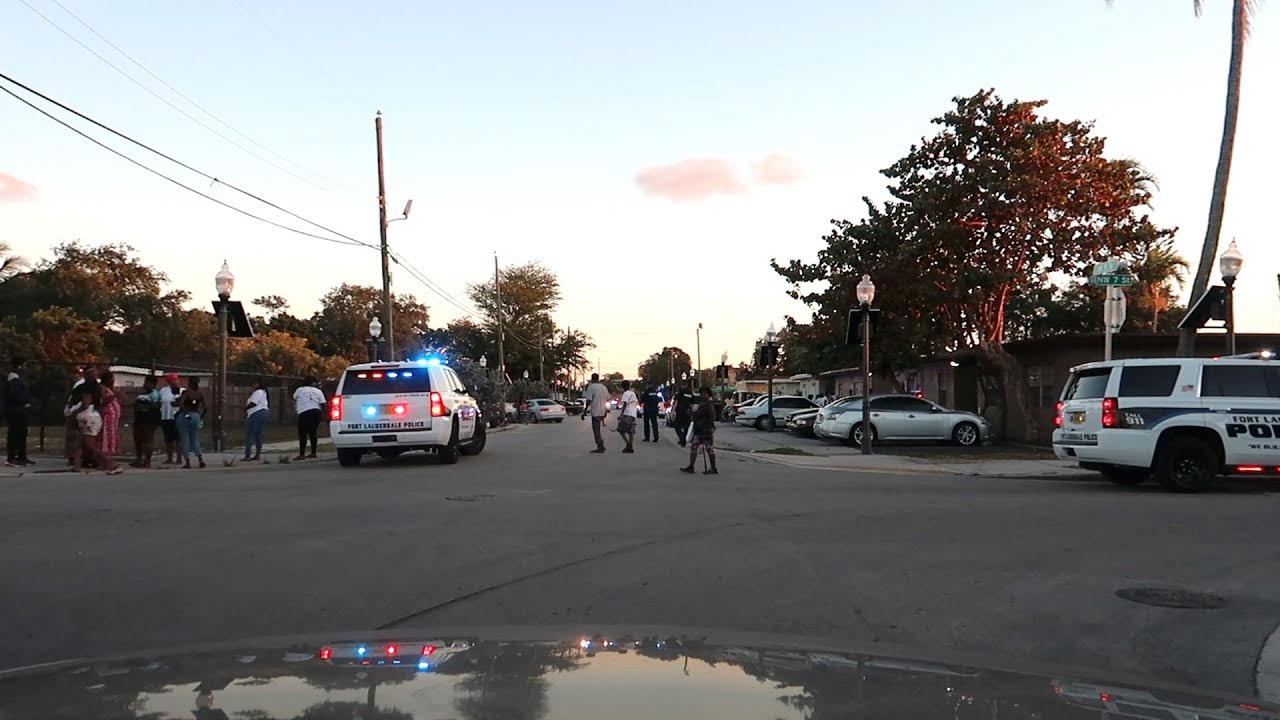FORT LAUDERDALE FLORIDA HOODS / POLICE SCENE