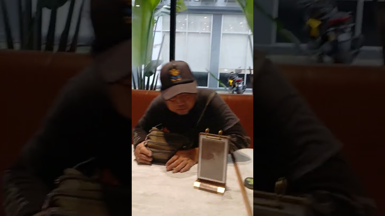 Santai dekat restauran papa rich sibu phase 2 kampung Datu.bersama anakku.si emmavelyn