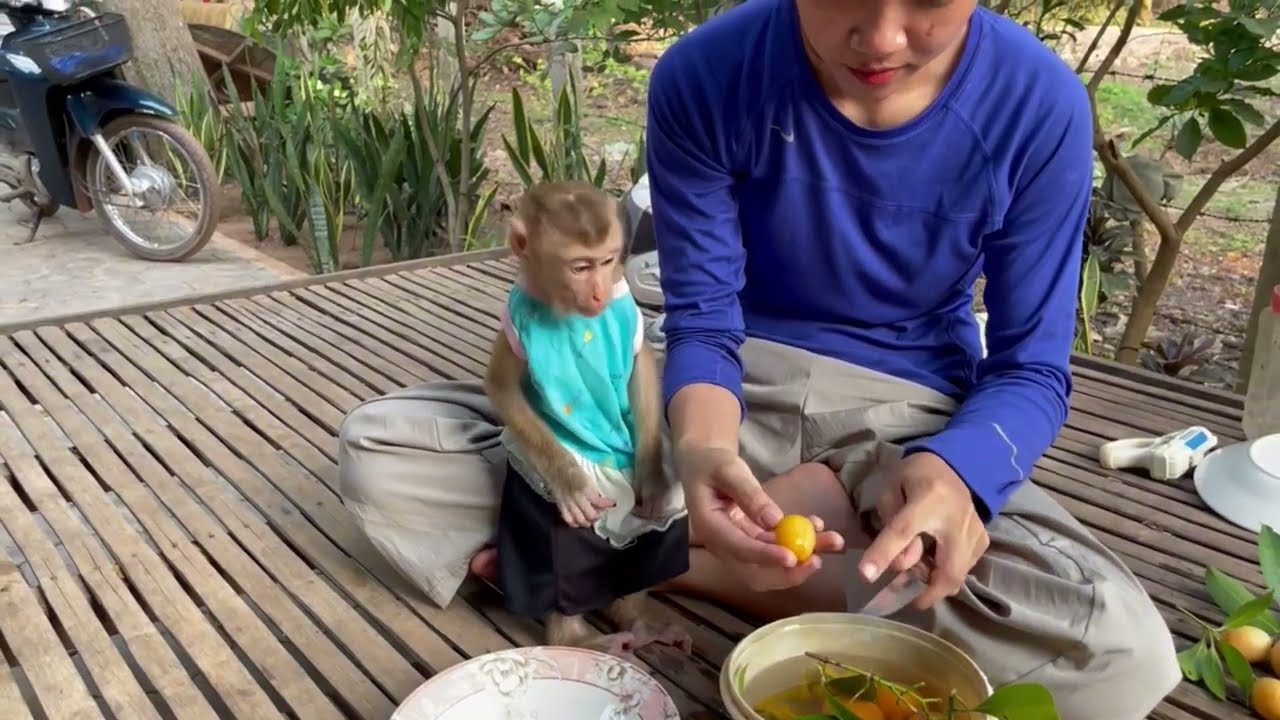 Weepinq Jasmine xtreamaly sadd & need for mom hug