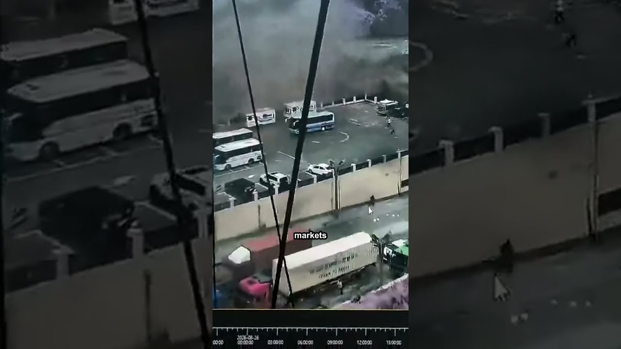 ВНЕЗАПНОЕ НАВОДНЕНИЕ В НЕПАЛЕ ПОПАЛО НА ВИДЕО