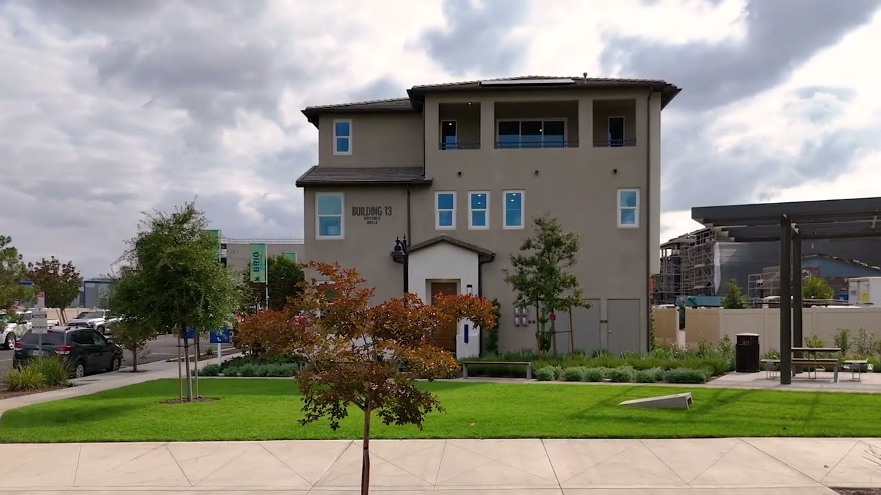 Charming Single Family Home with Spacious Yard | Anaheim, CA | Real Estate Video