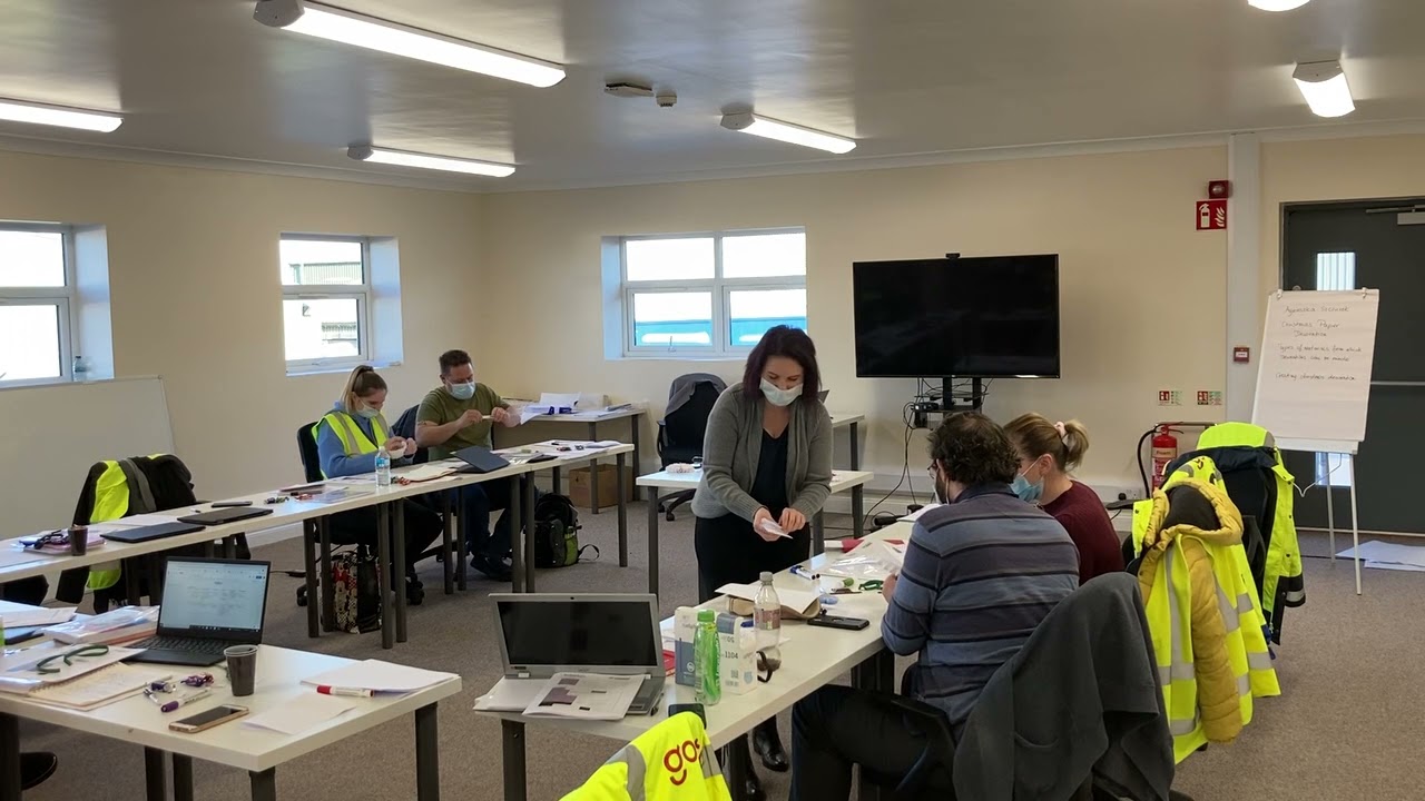 Micro teach -  Christmas Decorations