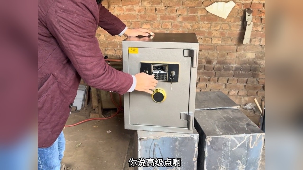PDD9.9包邮的金条保险柜怎么做出来的？白沙瓦手工1:1复刻
