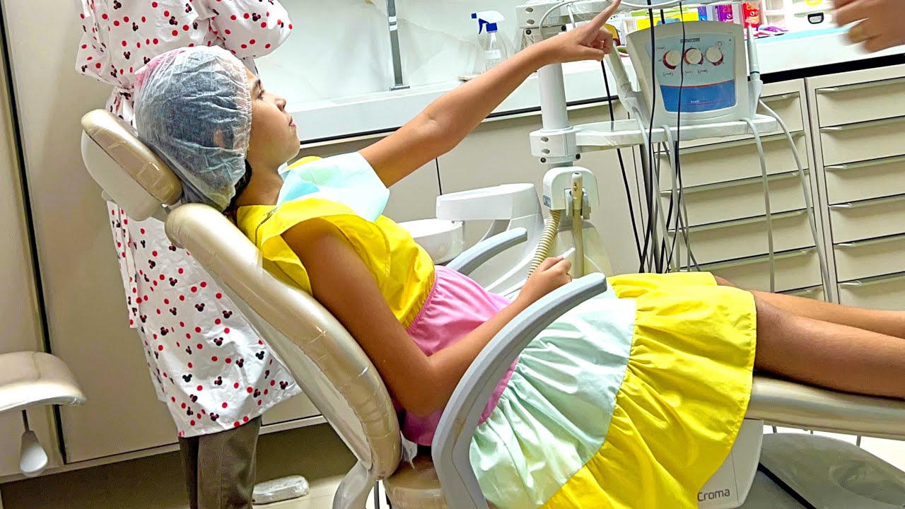 ROTINA DA IDA AO DENTISTA DAS MENINAS ! SARAH ARRANCOU 2 DENTES !
