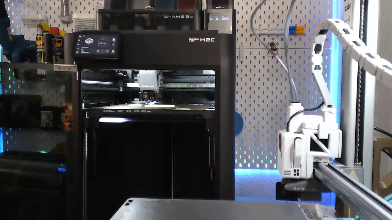 Bambu Lab H2C first print!