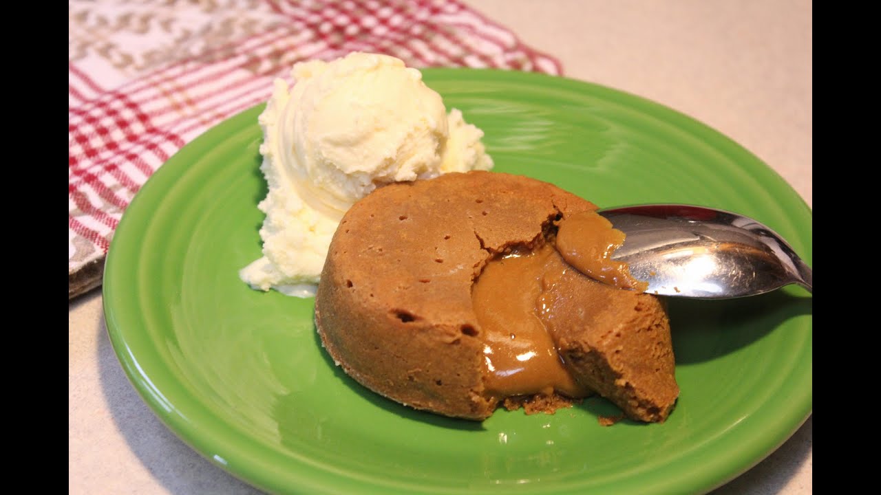 Molten Dulce de Leche Lava Cakes & Try the World Box Opening