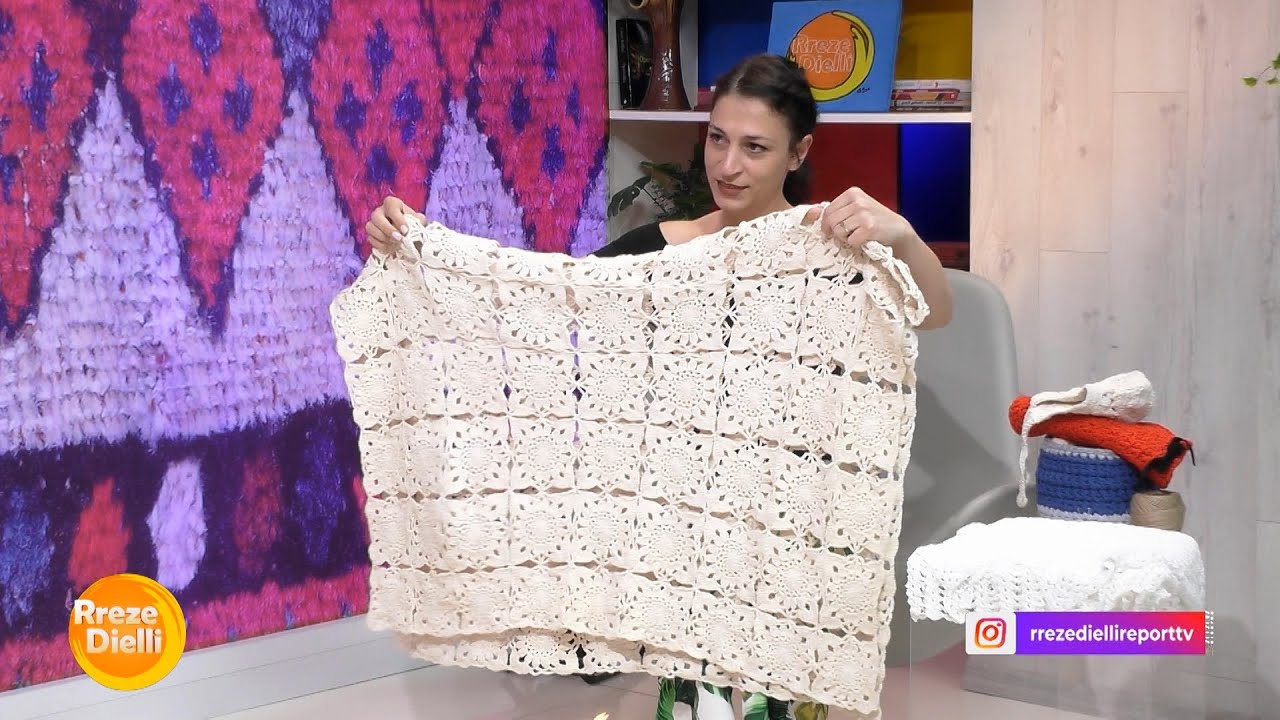Vajza që riktheu traditën e  fustaneve me grep