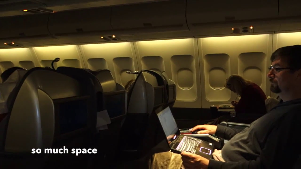 LAN A340-300 AKL to SYD Business Class