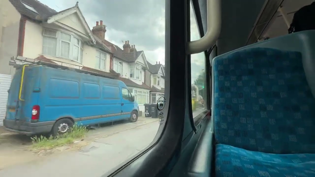 LJ10CUW | VDL DB300/Wright Gemini 2 | Arriva London DW311
