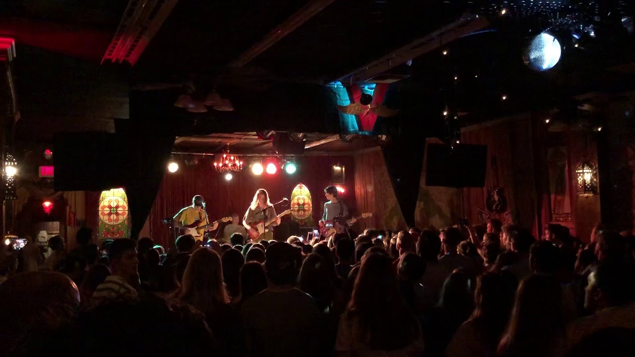 The Backseat Lovers - Pool House w/ encore intro