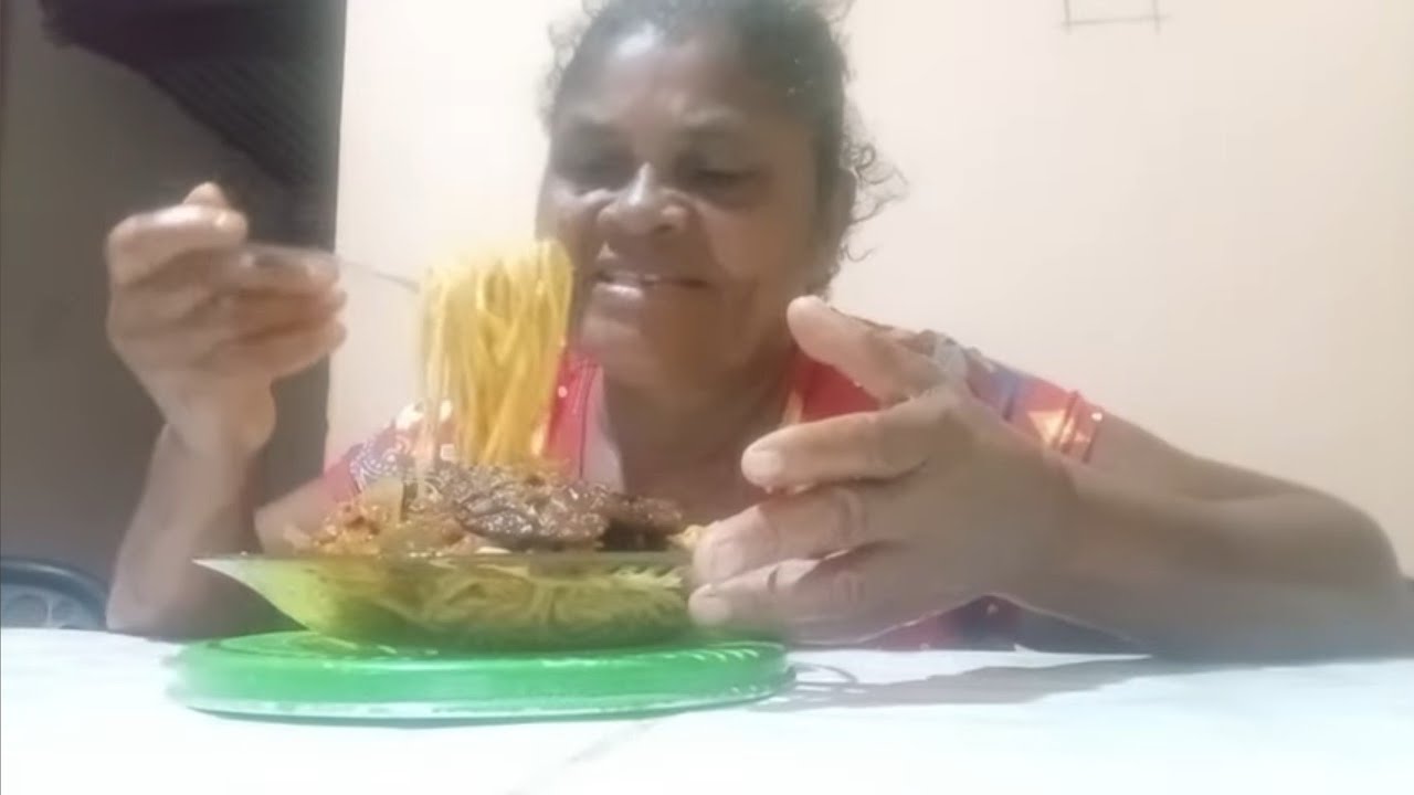 BIFE ACEBOLADO COM MACARRÃO, OBRIGADO MEUS AMORES