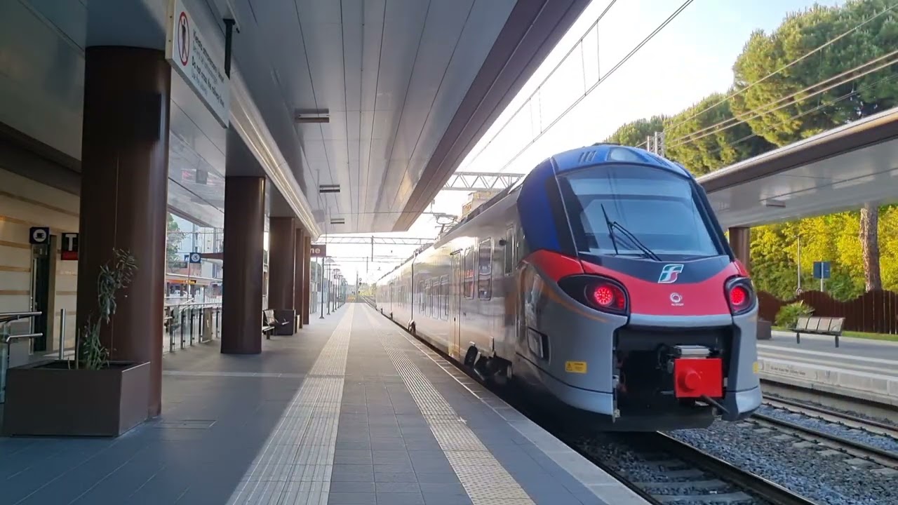 TRENI SERALI IN ARRIVO, PARTENZA E TRANSITO ALLA STAZIONE DI RICCIONE!