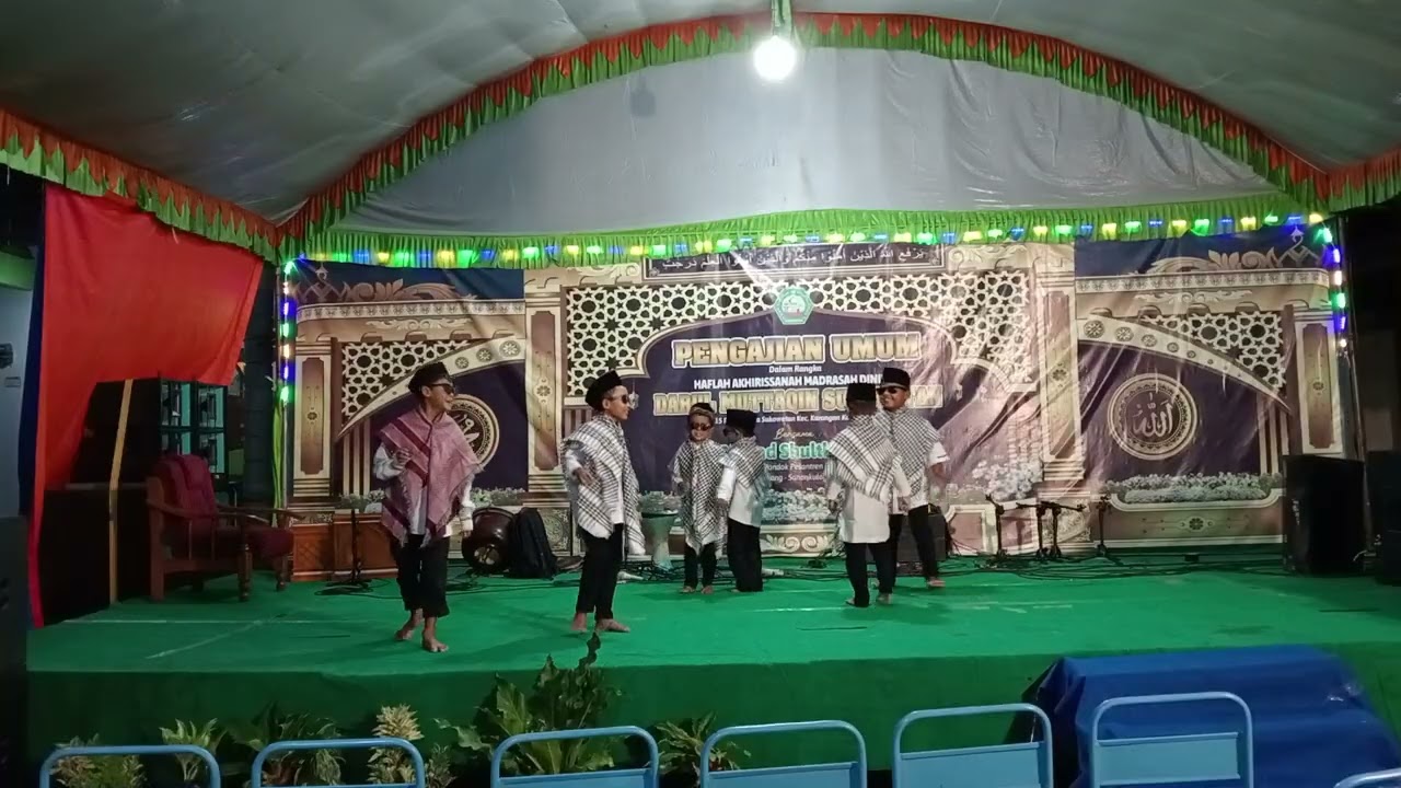 TARI KREASI COWOK KECIL 