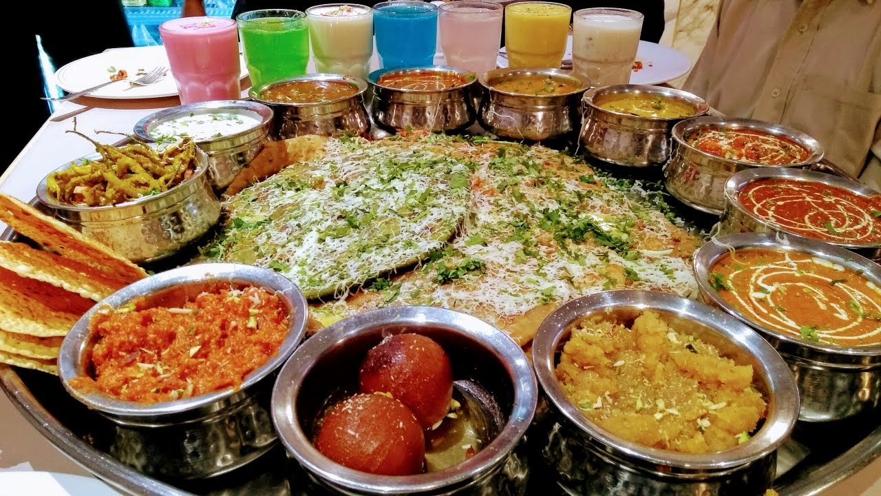 MASSIVE Bahubali Thali - House of Paratha | Best Veg Thali in Pune | Biggest Thali in Pune