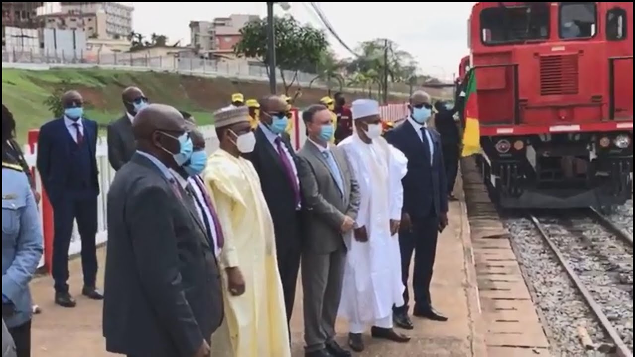 Premier voyage officiel du Train Express et mise en service de 4 locomotives…