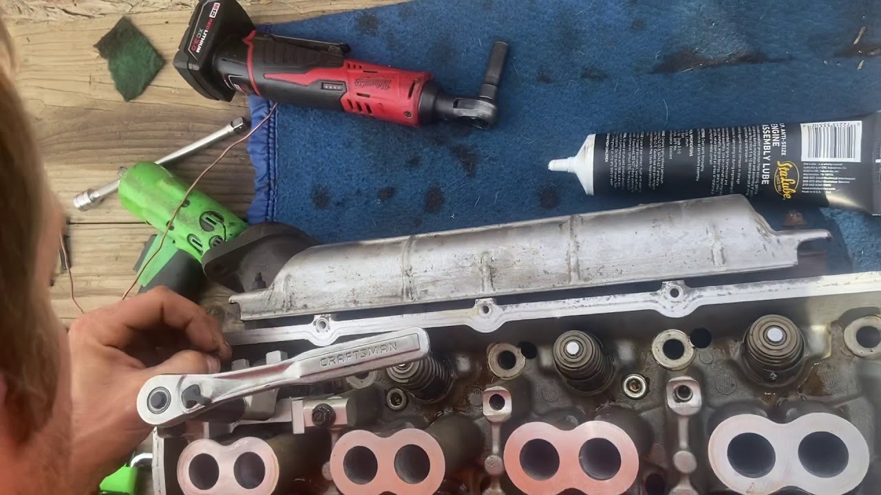 5.7 hemi valve seal install