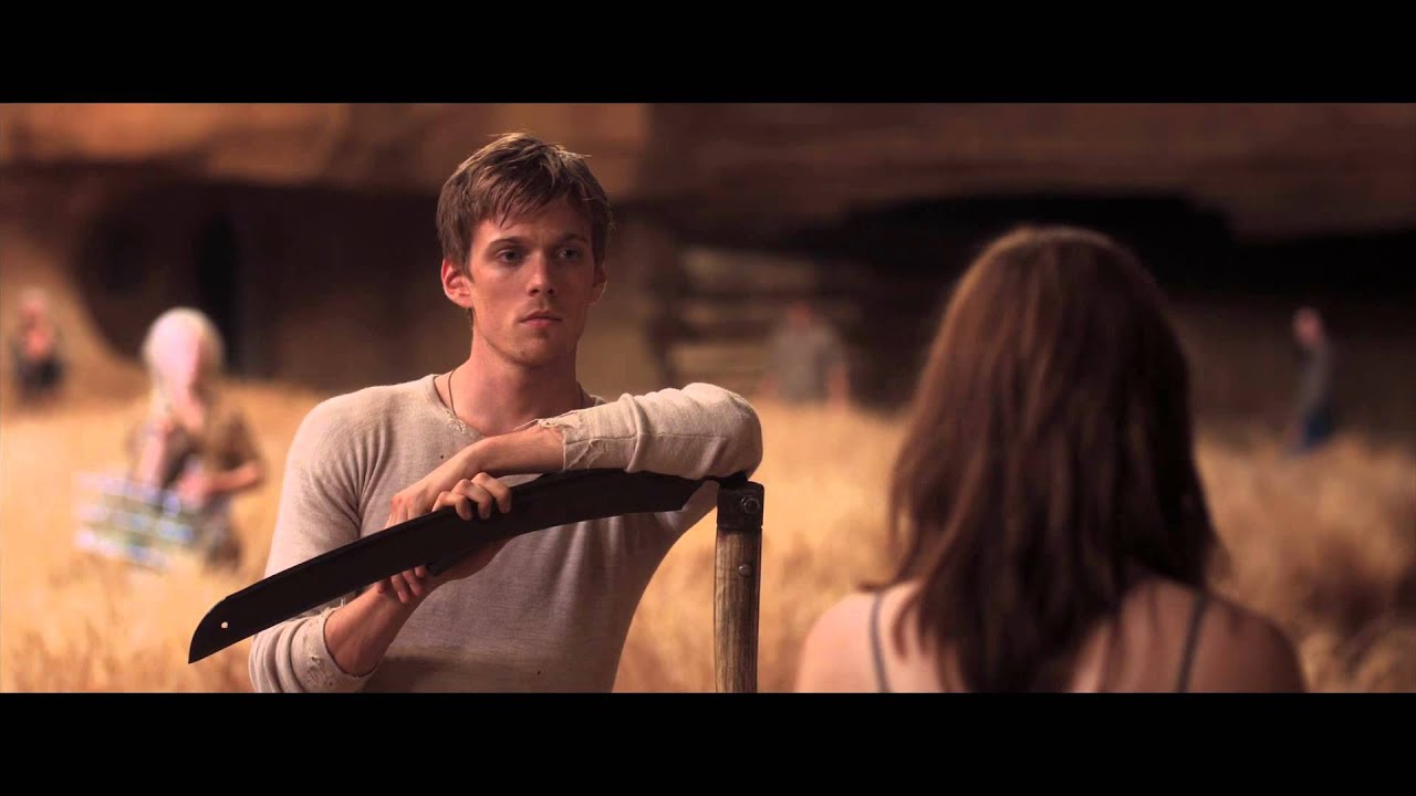 The Host - Meet The Men Featurette - Jake Abel, Saoirse Ronan, Diane Kruger, Max Irons