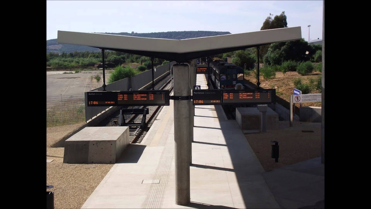 Annunci alla Stazione di Carbonia-Serbariu