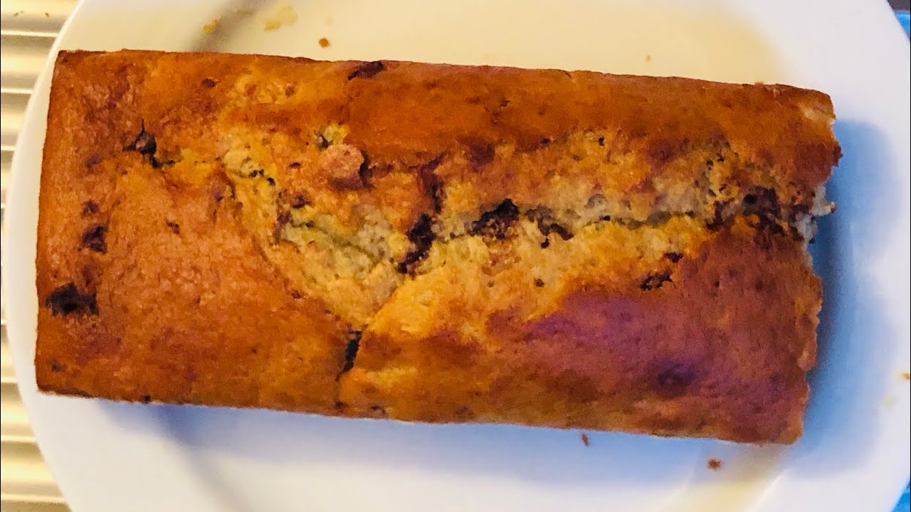 Bolo super gostoso de banana com chocolate 