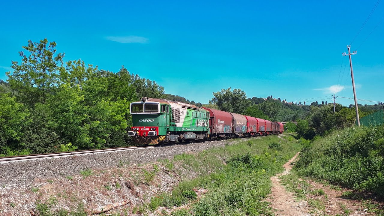 Treni regionali e merci in corsa a Poggibonsi // Diesel trains in the Tuscan Lands