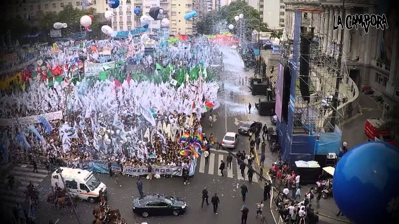 La C&aacute;mpora junto a Cristina en la apertura de sesiones del Congreso - Tengo (Divididos)