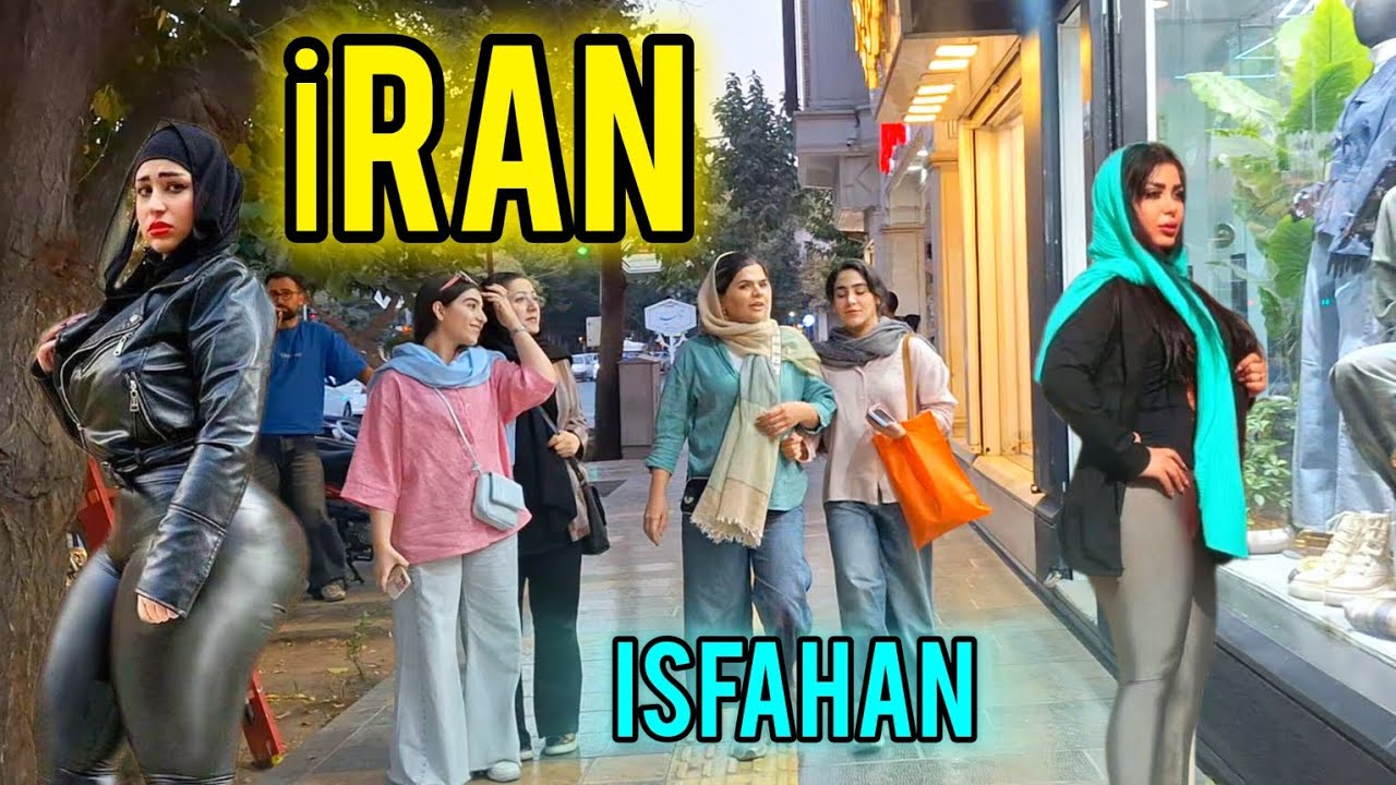 Isfahan,jolfa🇮🇷Strolling through Jolfa: From Armenian Art to the Charms of Modern Isfahan