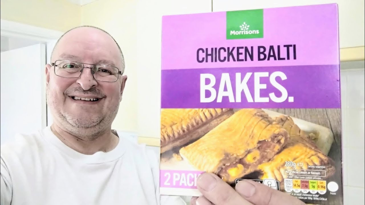*NEW* Morrisons Chicken Balti Bakes ~ Budget Food Review