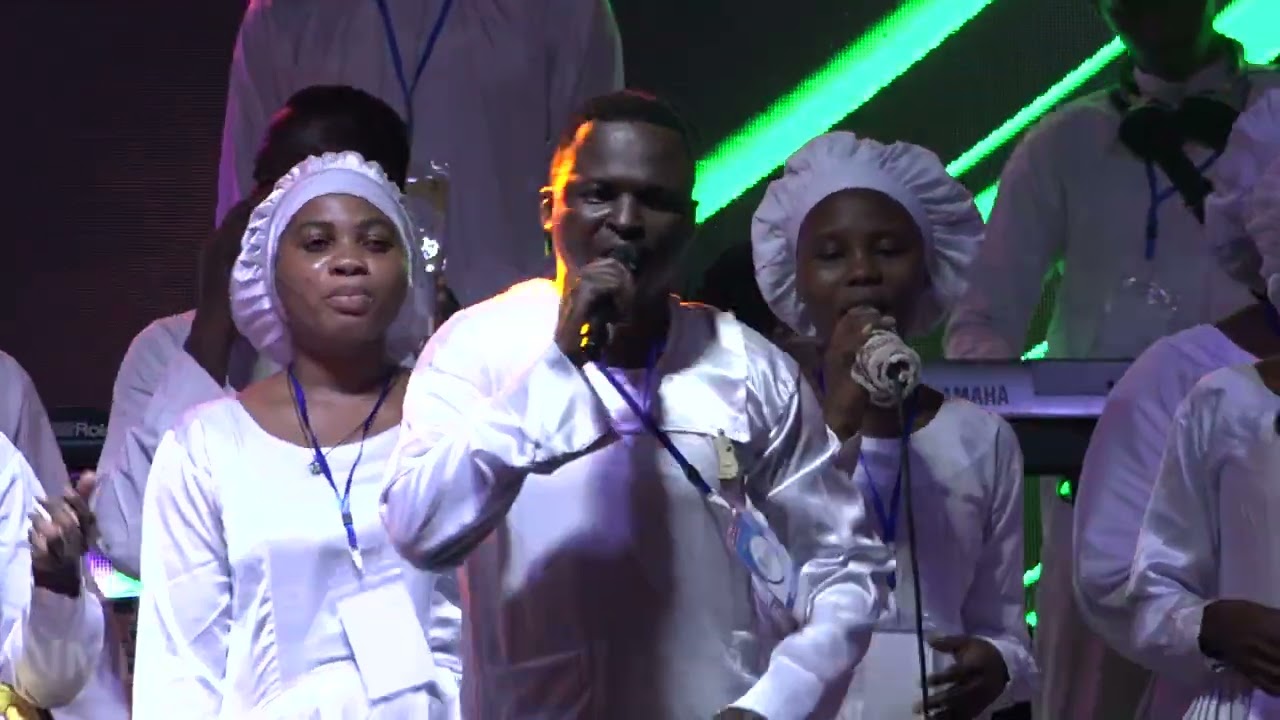 Concert Heavenly Praise 2023 à Imeko (@samsewedo3333 SAM Sewedo) 1/1