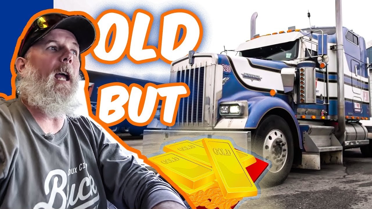 Old But GOLD! I Changed My 2014 VOLVO for an Old 1996 Kenworth W900