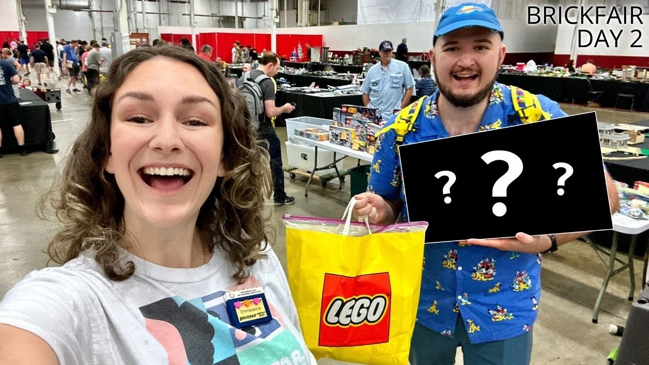 I BOUGHT MY WHITE WHALE LEGO SET!! Convention Vlog: Day 2