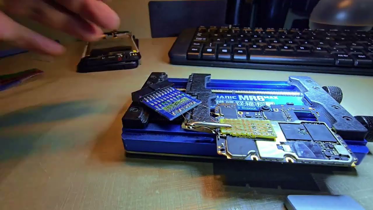 Drill CPU Qualcomm SM6375 (Moto G34, G84 and more) - Easy Jtag ISP