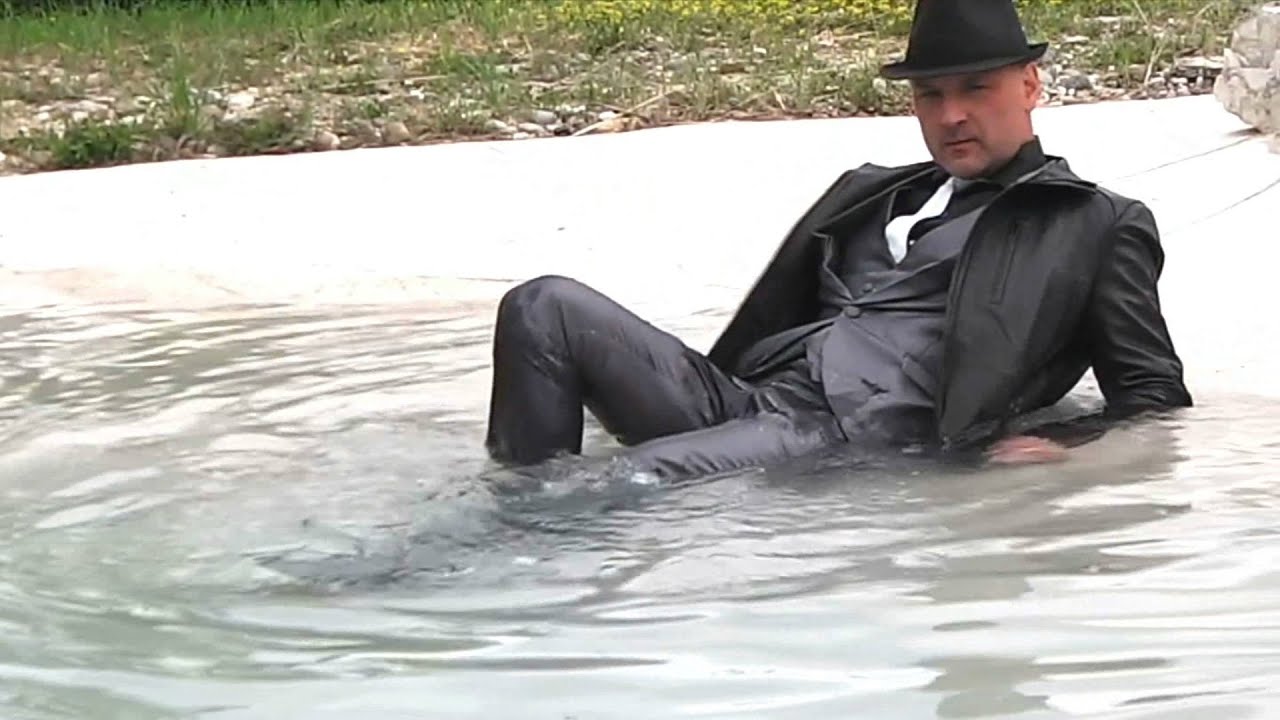 Poolfun with formal suit and leathercoat