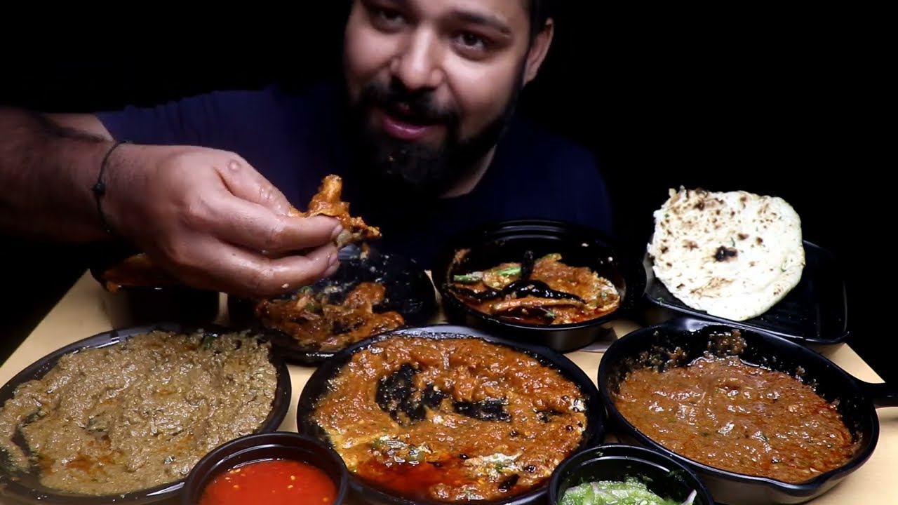 MUTTON KEEMA, MUTTON KORMA, KADAI CHICKEN, CHICKEN KOFTA, NAAN, RUMALI ROTI EATING | Mukbang ASMR