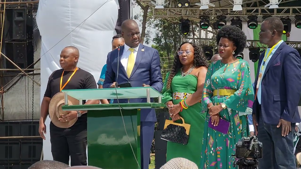 Rt. Hon Dan Kidega speaks on behalf Mao's family