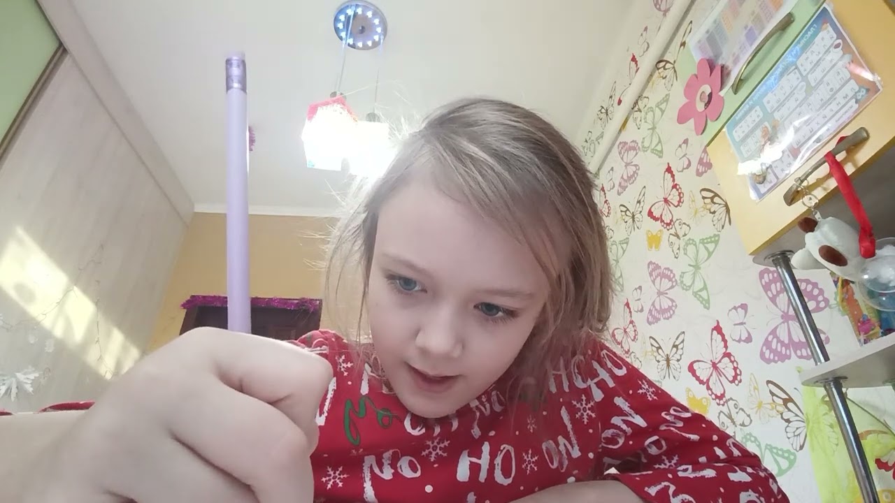 1 ЧАСТЬ я делаю Крипипасты и Расказывою о них всё ну и всё 