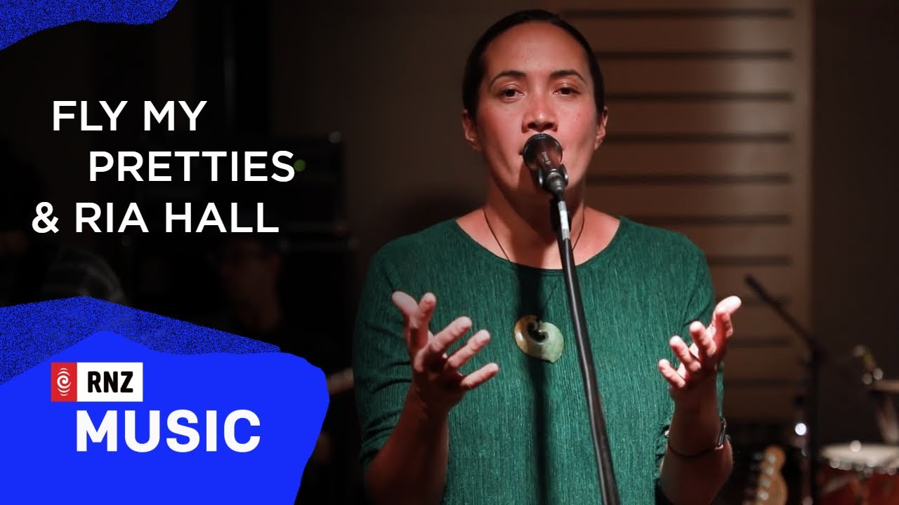 Fly My Pretties perform Ria Hall's 'Walk' live at Massey University