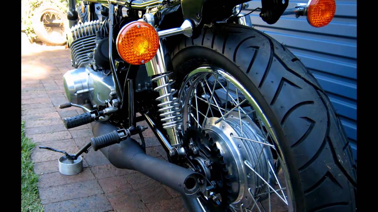Kawasaki KH500 A8 Triple..restoration slide show.........