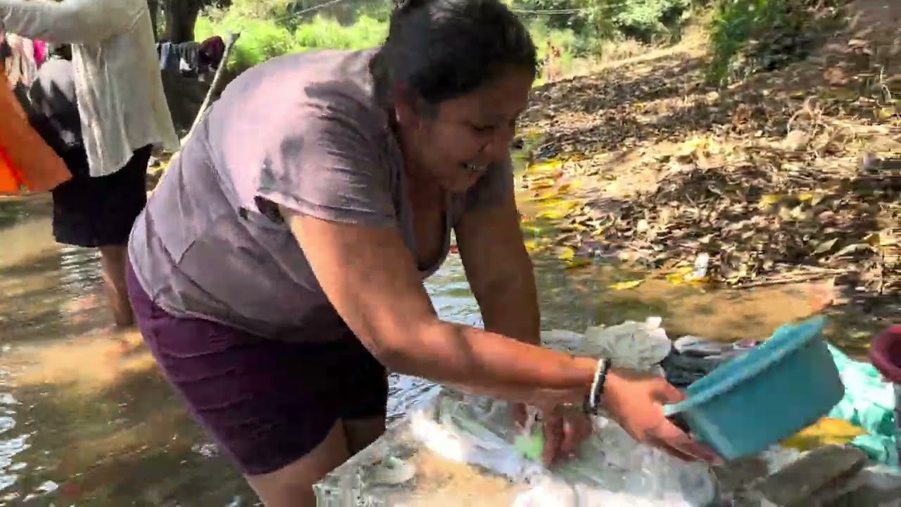 Así es como la vamos en el río