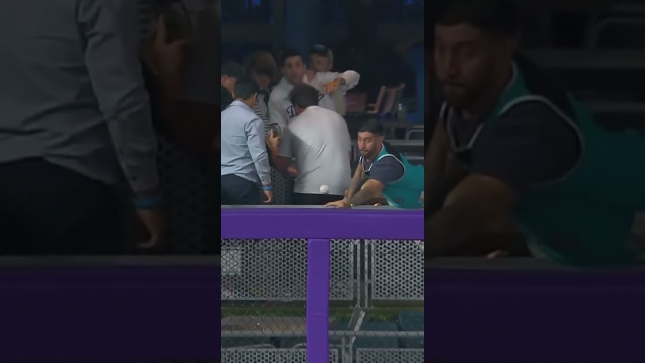 Fan drops Shohei Ohtani's legendary 50/50 home run ball #mlb #baseball #fail